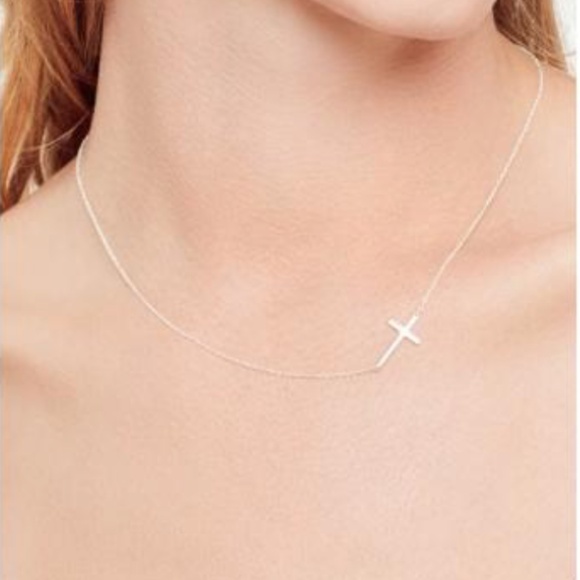 Stella & Dot Interlock Cross Necklace - Gold - Picture 5 of 5